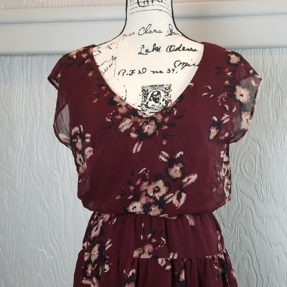 O'Neill Dresses & Skirts - 🖤 3/$15 🖤 O'Neil dress